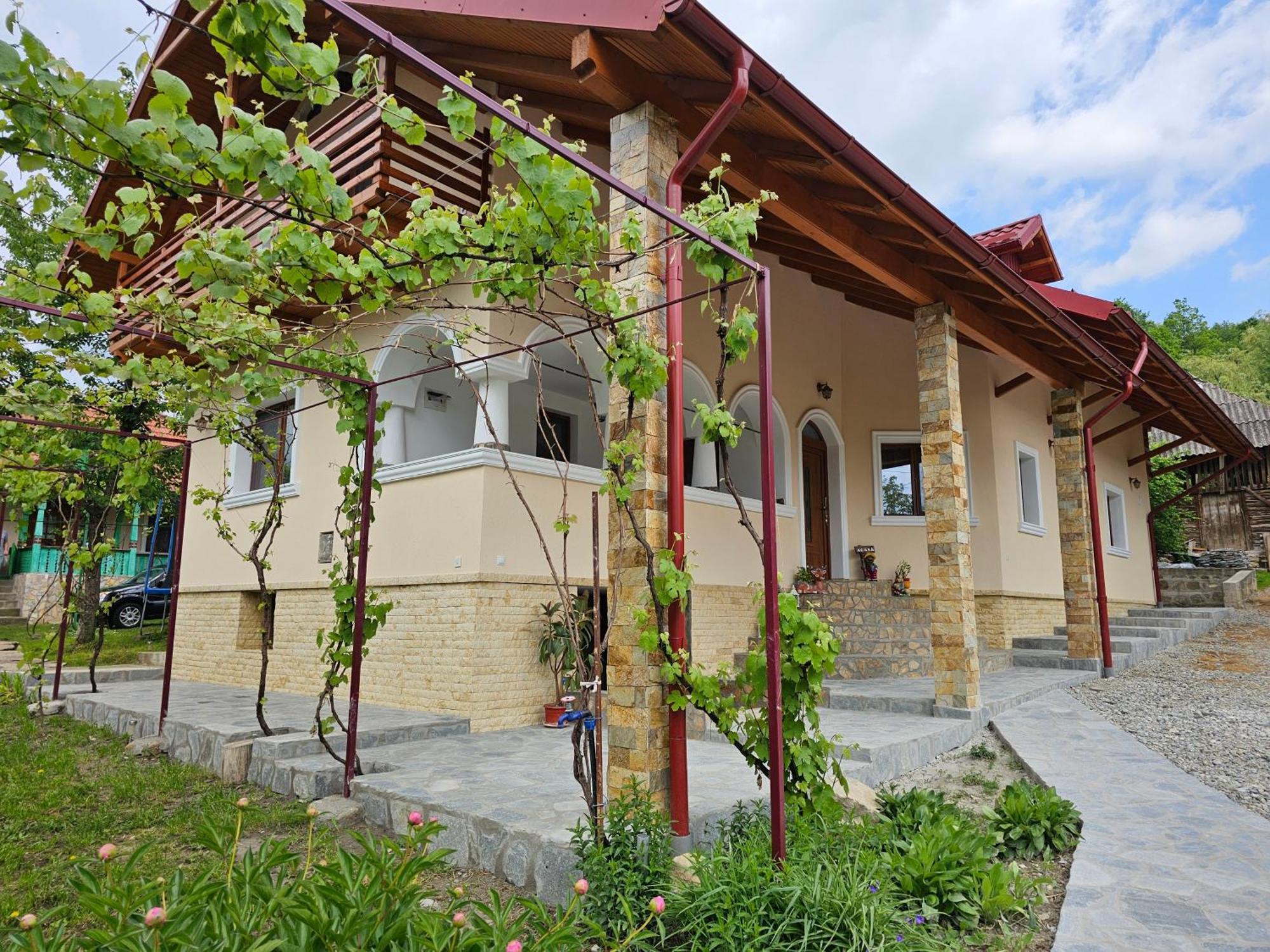 Casa Hera Călimăneşti Buitenkant foto